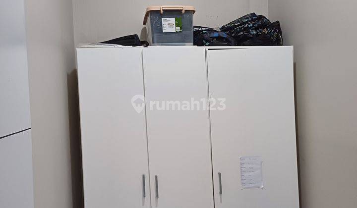 kamar tidur rumah 2 lantai furnish siap
