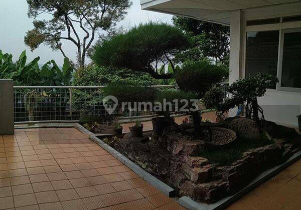 Dijual Rumah Raya Golf Luas Mainrood, Dago Resort 1