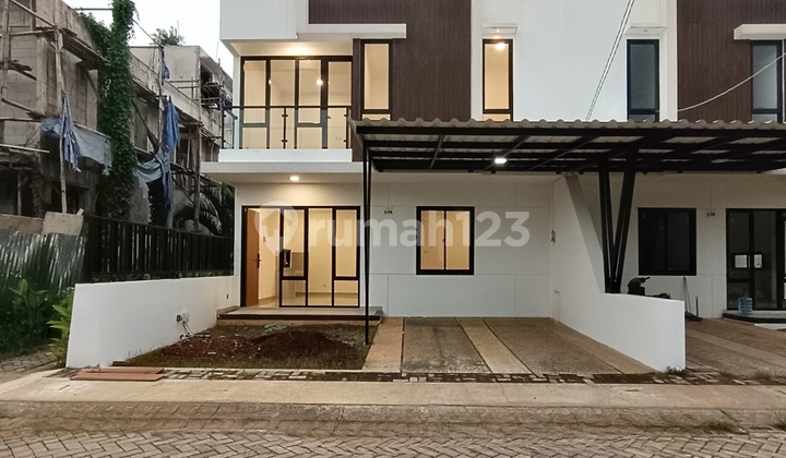 Rumah Baru Siap Huni Dengan Rooftop Dekat Jakarta Selatan