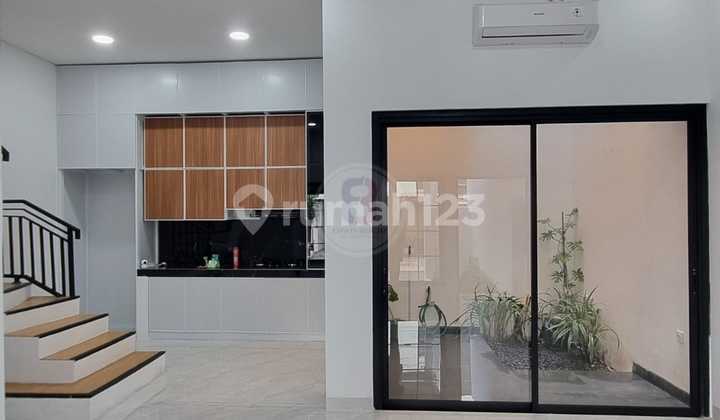 Rumah Baru Furnished Strategis Dekat Pintu Toll Parigi Bintaro 2