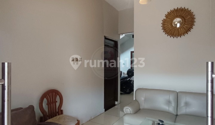 Rumah Dalam Komplek Area Bintaro Sektor 2 Dekat Jakarta Selatan