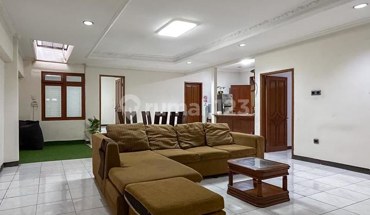 Rumah Hoek Murah Bu di Komplek Sektor 3 Dkt Bintaro Jaya Plaza Rumah Hoek Murah Bu di Komplek Sektor 3 Dkt Bintaro Jaya Plaza