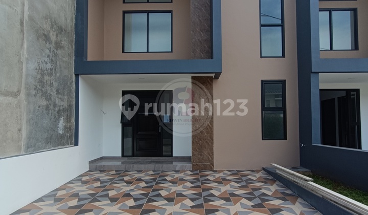 Rumah Baru Siap Huni Dalam Cluster di Cipadu Kreo Larangan Rumah Baru Siap Huni Dalam Cluster di Cipadu Kreo Larangan