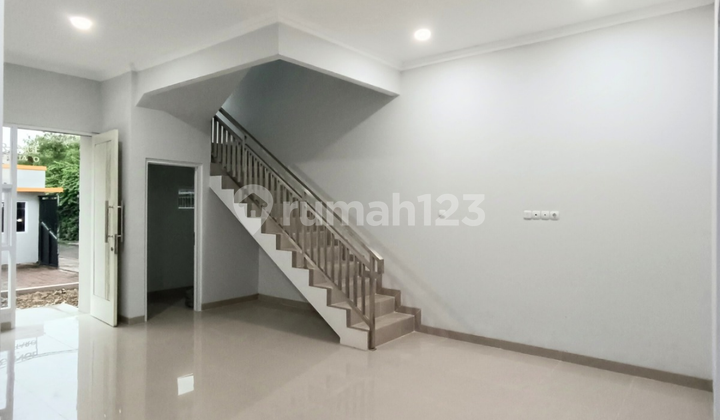 Rumah Baru Siap Huni Di Cluster Dekat Sektor 3 Bintaro Plaza