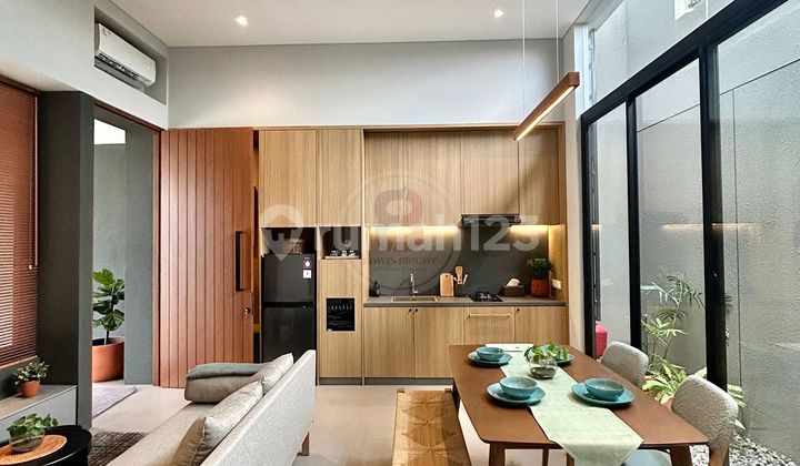 Rumah Dalam Cluster Pinggir Jalan Dekat MRT Lebak Bulus Jaksel