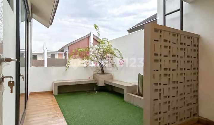 Rumah Bagus Minimalis dengan Rooftop Dalam Komplek Dekat Bintaro Rumah Bagus Minimalis dengan Rooftop Dalam Komplek Dekat Bintaro