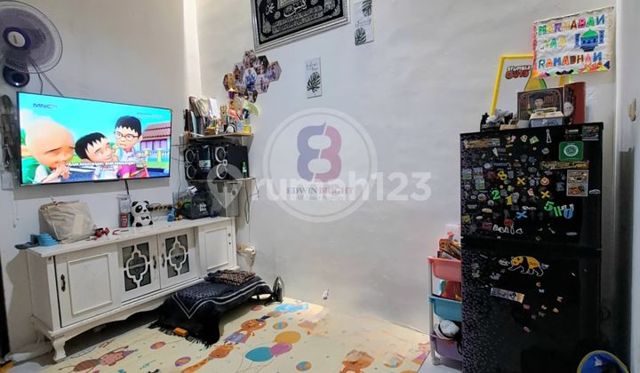 Affordable Cluster House by the Road Near Puri Beta Busway Stop Ciledug