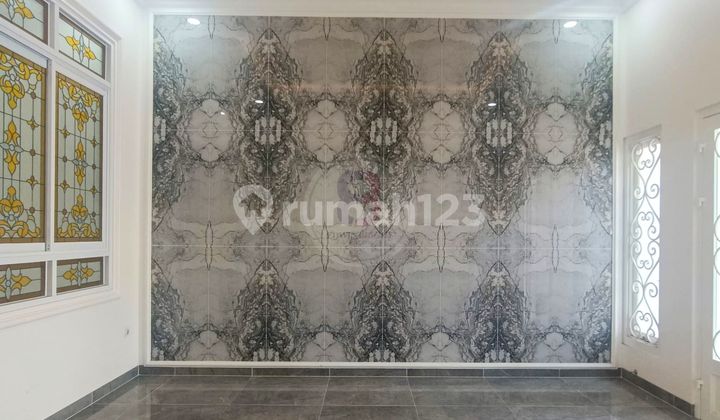 Rumah Bagus Baru Brand New Dekat Pintu Toll Joglo Jakarta Barat