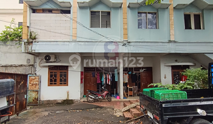 Bangunan Lama Hitung Tanah Pinggir Jalan Raya Joglo Jakarta Barat 2