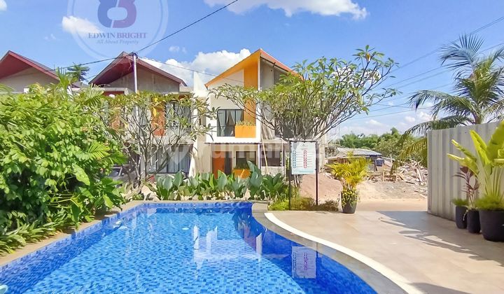 Rumah Baru Hoek Fasilitas Clubhouse Dekat Bintaro dan Jakarta