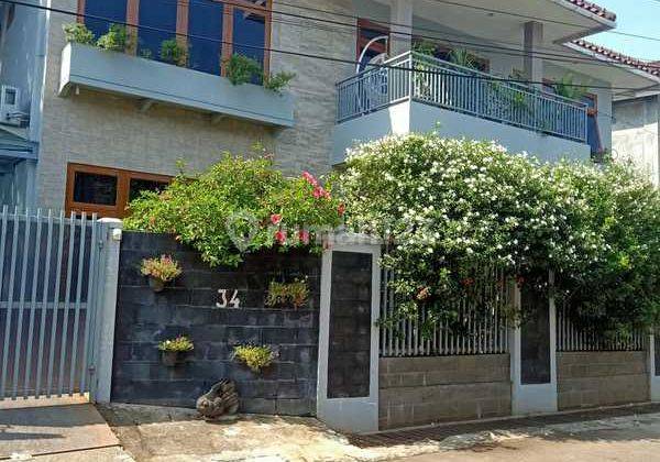 Ln, Dijual Rumah Hoek Di Warung Buncit 1