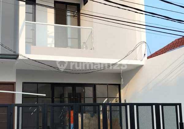 For Sale: 3-Story Commercial Building, Villa Melati Mas, Tangerang