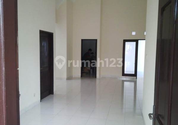 Rbk, House for Sale in Elok Alam Sutera Cluster