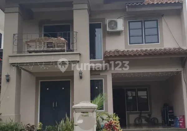 Jtk. Dijual Rumah Semi Furnished di Taman Beverly Golf