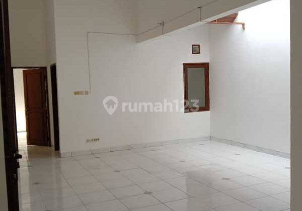 Dn, Rumah Bagus Unfurnished di Sutera Elok, Alam Sutera 1