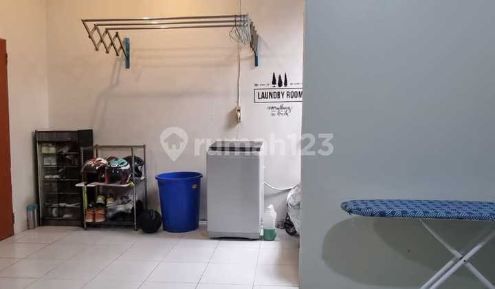 Rn, Dijual Rumah 2 Lantai di Kaisar Bintaro 1