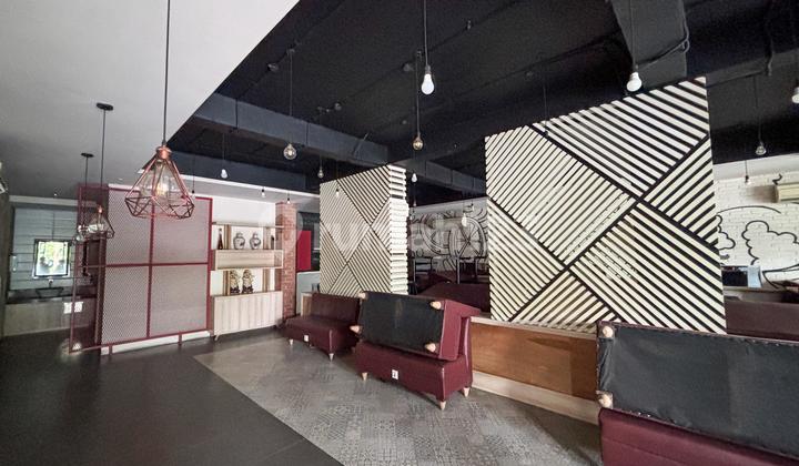 Yd, Dijual Ruko Gandeng 3 di Kebon Jeruk Yd, Dijual Ruko Gandeng 3 di Kebon Jeruk