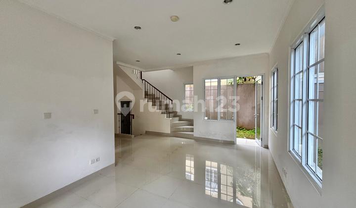 For Sale at a Loss, Nice House in the Menteng Village Cluster, Gading Serpong