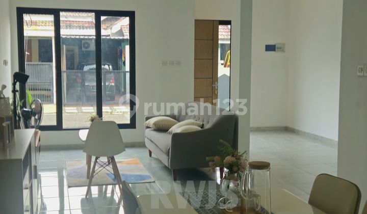 Dijual Rumah Baru di BSD Dijual Rumah Baru di BSD
