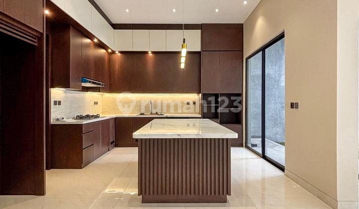 Dijual Rumah Baru Gress, Ada Poll di Bintaro