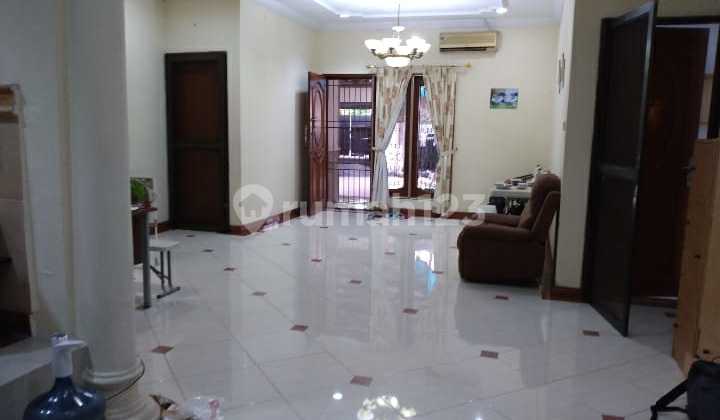 For Sale Ready-to-Occupy House in Pademangan I For Sale Ready-to-Occupy House in Pademangan I