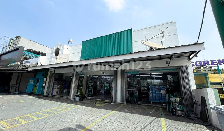 Dijual Ruang Usaha Yang Menguntungkan Di Graha Raya