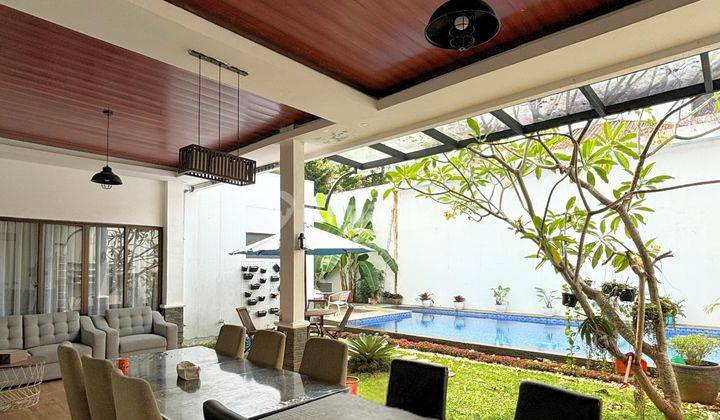 Rumah Sangat Siap Huni, Swimming Pool, Area Sitara Di Alam Sutera Cluster Jingga 1