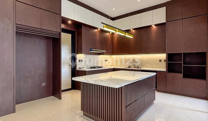 Dijual Rumah Baru Gress, Ada Poll di Bintaro 2