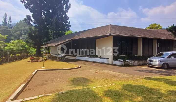 Dijual Villa Di Puncak Cisarua Taman Safari - Puncak Pass Bogor Dijual Villa Di Puncak Cisarua Taman Safari - Puncak Pass Bogor