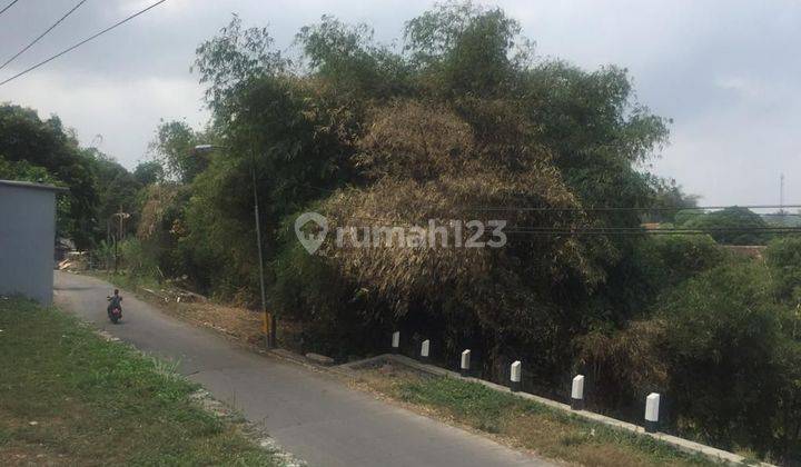 Kavling komersil bagus di lokasi yang baik di tepian jalan , bisa untuk beberapa usaha kuliner dan kantor 2