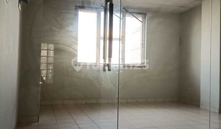 Ruko 3 Lantai , Siap Pakai...di Golden Boulevard Bsd .. Kawasan Bisnis. Sangat Cocok ********., Gudang. Ruko 3 Lantai , Siap Pakai...di Golden Boulevard Bsd .. Kawasan Bisnis. Sangat Cocok ********., Gudang.