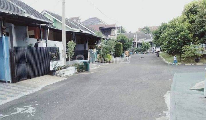 Rumah 2 Lantai Di Serua Residence. Jl. Cinangka Raya , Pamulang Timur. Pamulang Tangerang Selatan. Lokasi Sangat Strategis , Dekat Pintu Tol 2