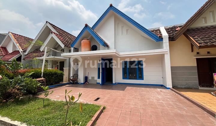 Rumah di Sutera Delima , Alam Sutera Tangerang Selatan. Lt 128M². Lb 100M². Kt2+1. Hadap Selatan Rumah di Sutera Delima , Alam Sutera Tangerang Selatan. Lt 128M². Lb 100M². Kt2+1. Hadap Selatan