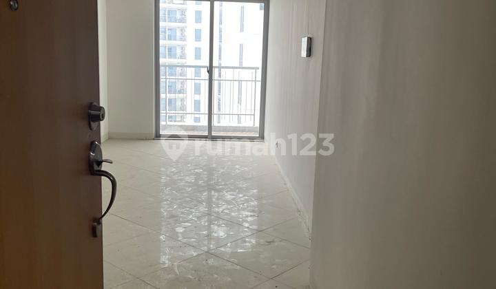 Dijual 2 Unit Apartemen (gandeng) The Mansion Golf Kemayoran , Jakarta Pusat., 2 Br Dan 1 Br. Luas 70m² Dan 49m². Lantai 28. Hadap Monas. (harga 2 Unit))