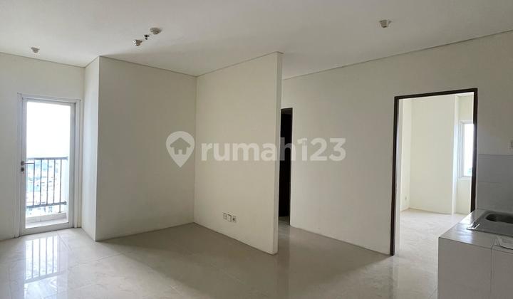 For Sale 1 Unit North Land Ancol Apartment. 3 Bedrooms. 12th Floor. Facing Monas.