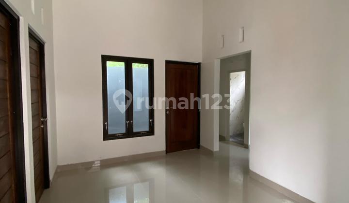 RUMAH 2 KAMAR TIDUR SIAP HUNI MANGKU JALAN ASPAL DI KASIHAN 2