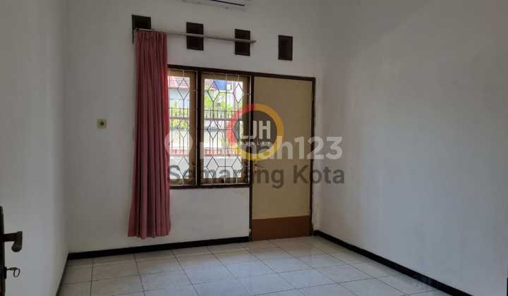 Rumah siap huni di Semarang Indah 2
