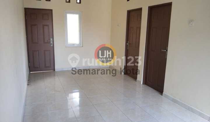 Rumah siap huni di Plamongansari