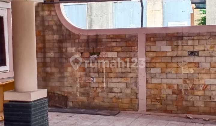 Rumah Anti Banjir Lt 180/150, Islamic Village Karawaci Tangerang 2