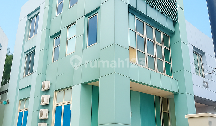 3-Storey Shop House for Rent, Minimum 2 Years, Silk Road, Alam Sutera