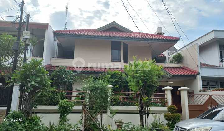 Rumah Murah Asri Luas, Puri Indah Jakarta Barat, Jt