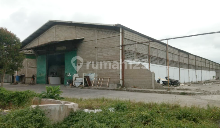 Jual Tanah Bonus 3 Gudang 3000M2, LT 4.5Ha, Jl Raya Toha Periuk Tangerang