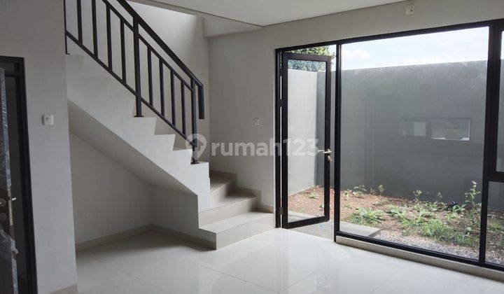 Rumah di Rumah cluster Crystal Gateway Pasteur  1