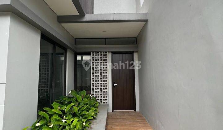 Rumah di Summarecon cluster flora Bandung Jawa Barat 2