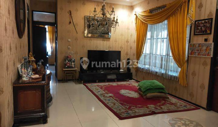 Rumah di Jln cibolerang SHM Bagus 1