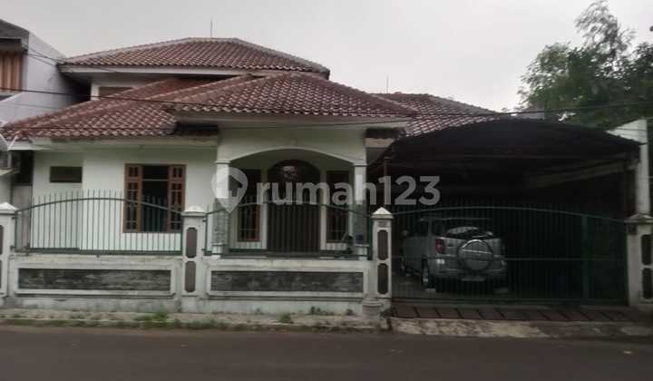 Comfortable Residence in DKI DPRD Plot Cibubur, East Jakarta - Fully Furnished