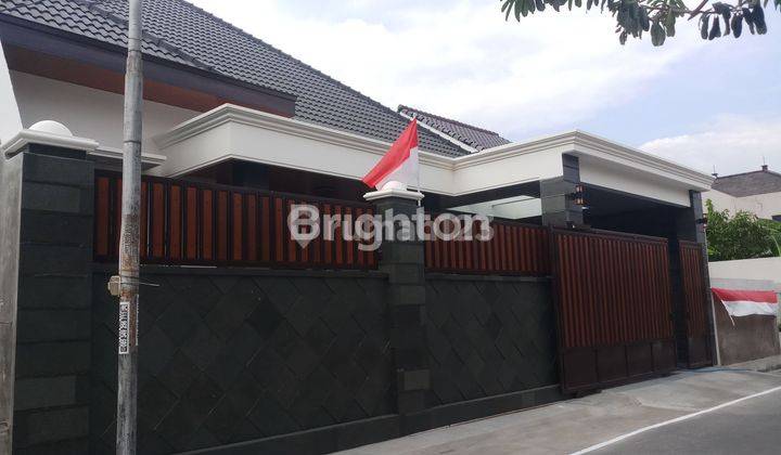 RUMAH MEWAH BARU TENGAH KOTA MANAHAN SOLO 1