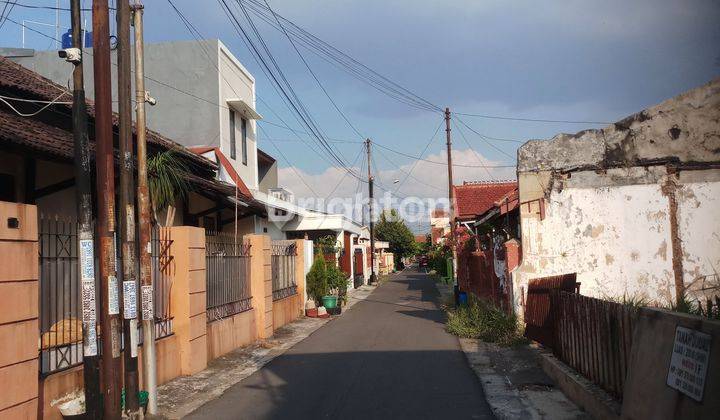 TANAH DEPAN KANTOR DPRD SOLO 2