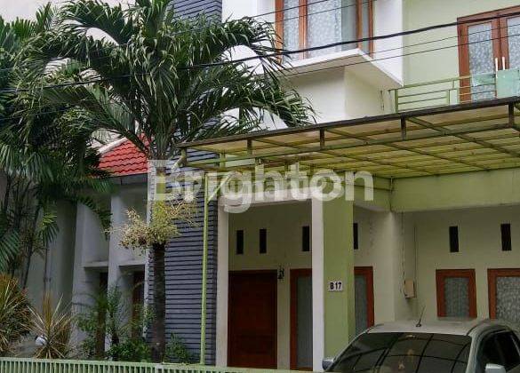 RUMAH MODERN MINIMALIS MUUURAH SOLO BARU 1