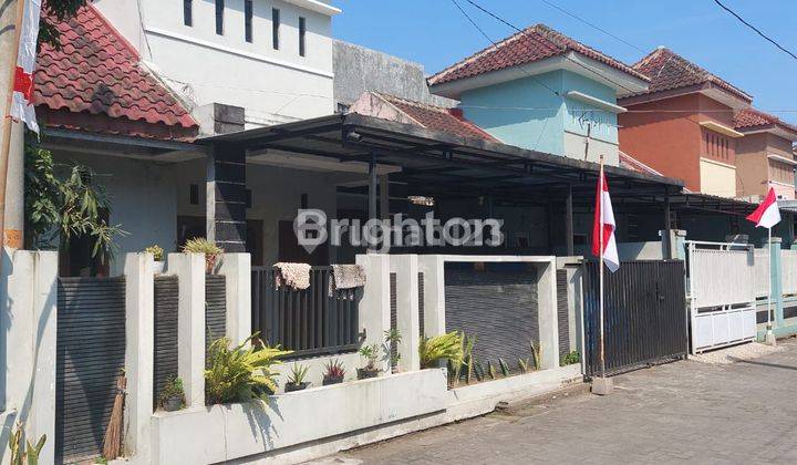 RUMAH DEKAT LUWES GENTAN 1